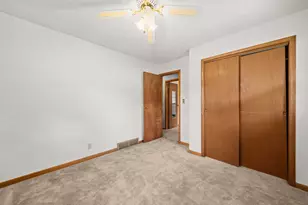3042 Huffman Blvd, Rockford, IL 61103 - Photo 19
