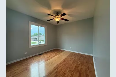 2341 Leeward Lane, Hanover Park, IL 60133 - Photo 9
