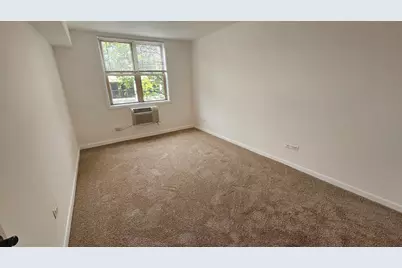2250 N Lincoln Avenue #305, Chicago, IL 60614 - Photo 9