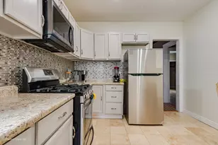 3405 Cuyler Ave, Berwyn, IL 60402 - Photo 11