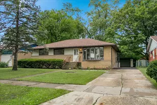 22720 Ridgeway Ave, Richton Park, IL 60471 - Photo 3