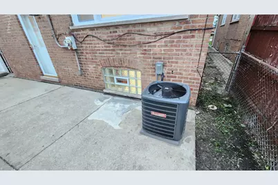 7034 W 63rd Place, Chicago, IL 60638 - Photo 37