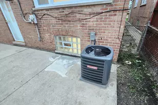 7034 W 63rd Pl, Chicago, IL 60638 - Photo 37