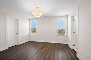 2314 W Arthur Ave, Chicago, IL 60645 - Photo 7