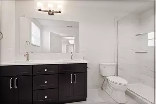 2314 W Arthur Ave, Chicago, IL 60645 - Photo 9