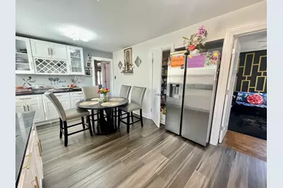 9133 S Hamlin Avenue, Evergreen Park, IL 60805 - Photo 13