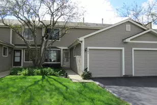 241 E Forest Knoll Dr, Palatine, IL 60074 - Photo 1