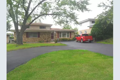 8501 S Kean Avenue, Hickory Hills, IL 60457 - Photo 1