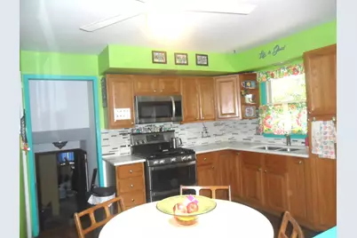 8501 S Kean Avenue, Hickory Hills, IL 60457 - Photo 17