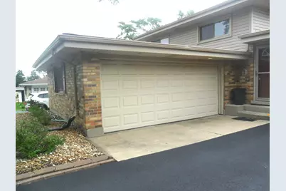 8501 S Kean Avenue, Hickory Hills, IL 60457 - Photo 3