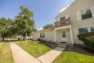 1257 Pearl Ave, Glendale Heights, IL 60139 - Photo 1