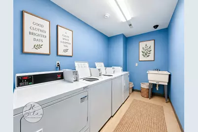 131 W Ellis Avenue #21, Libertyville, IL 60048 - Photo 13