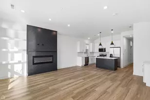 4739 S Indiana Ave, Chicago, IL 60615 - Photo 7