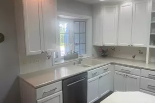 515 E Blodgett Ave, Lake Bluff, IL 60044 - Photo 11