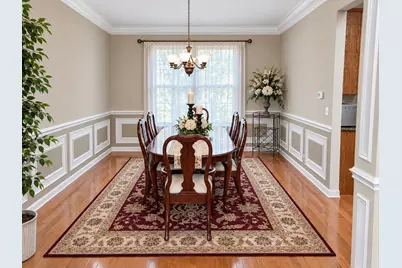 410 Thornwood Way, South Elgin, IL 60177 - Photo 5