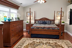 410 Thornwood Way, South Elgin, IL 60177 - Photo 13