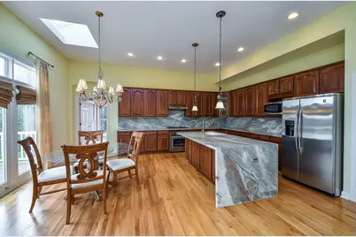 527 Mallard Point Drive, North Aurora, IL 60542 - Photo 11