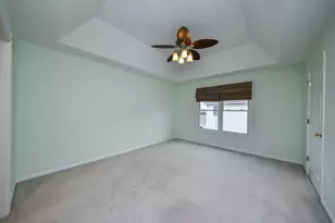 527 Mallard Point Dr, North Aurora, IL 60542 - Photo 25