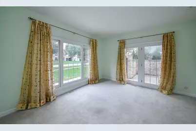 527 Mallard Point Drive, North Aurora, IL 60542 - Photo 17