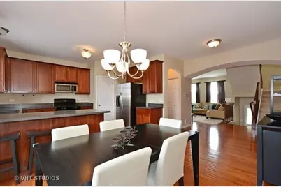 1949 Oxley Circle #1949, Naperville, IL 60563 - Photo 7