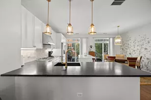 101 N Euclid Ave, Oak Park, IL 60301 - Photo 9