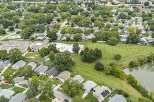 120 Braeburn Rd, Montgomery, IL 60538 - Photo 5
