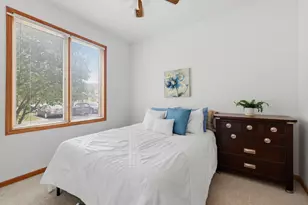 691 E Nerge Rd, Roselle, IL 60172 - Photo 13