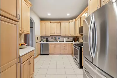 691 E Nerge Road, Roselle, IL 60172 - Photo 9