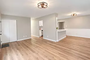 370 Karen Dr, Bourbonnais, IL 60914 - Photo 9