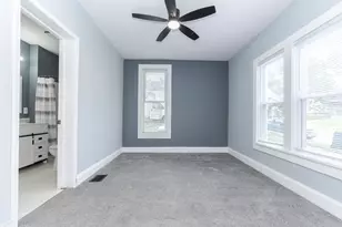 502 S Madison St, Bloomington, IL 61701 - Photo 39