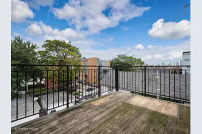 1504 W Walton Street #3, Chicago, IL 60642 - Photo 27