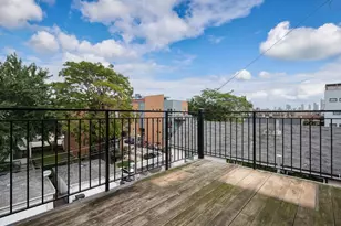 1504 W Walton St, Chicago, IL 60642 - Photo 27