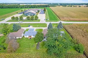 2846 N 48th Rd, Sandwich, IL 60548 - Photo 23