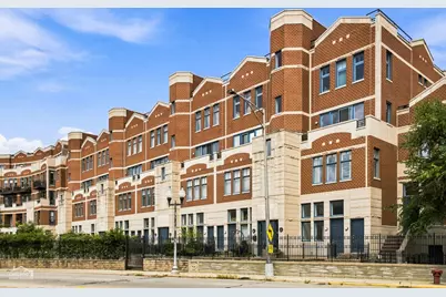 7768 N Sheridan Road #1, Chicago, IL 60626 - Photo 1