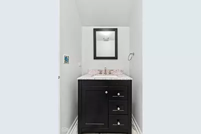 7768 N Sheridan Road #1, Chicago, IL 60626 - Photo 23