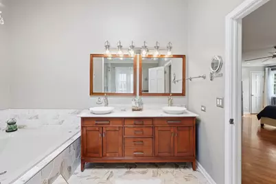10 Americana Court, Roselle, IL 60172 - Photo 23