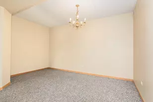 1761 Pavilion Way, Park Ridge, IL 60068 - Photo 9