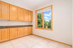 1761 Pavilion Way, Park Ridge, IL 60068 - Photo 11