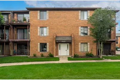 649 N Briar Hill Lane #1, Addison, IL 60101 - Photo 1