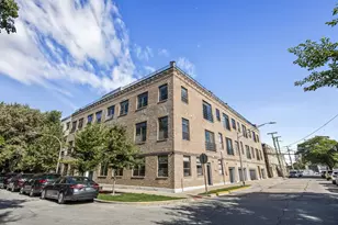 2221 N Lister Ave, Chicago, IL 60614 - Photo 1