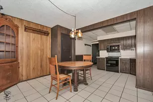 13452 W Chicago Bloomington Trail, Homer Glen, IL 60491 - Photo 11