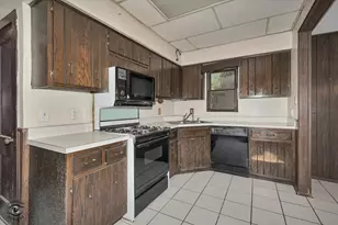 13452 W Chicago Bloomington Trail, Homer Glen, IL 60491 - Photo 5