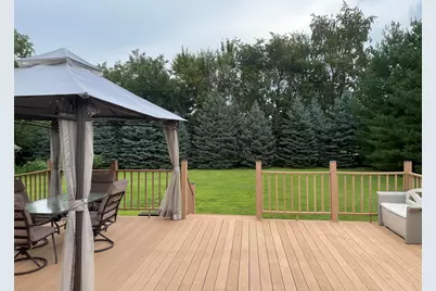1906 Avenue D, Sterling, IL 61081 - Photo 9