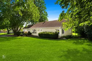 1231 60th St, La Grange Highlands, IL 60525 - Photo 3