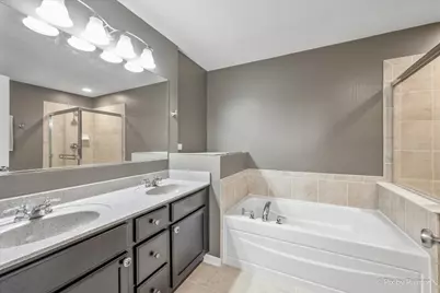 234 Bennett Drive, Carol Stream, IL 60188 - Photo 21