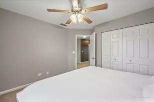 234 Bennett Dr, Carol Stream, IL 60188 - Photo 25