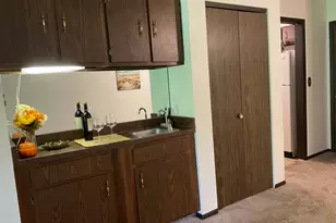 2929 Sunnyside Dr, Rockford, IL 61114 - Photo 5
