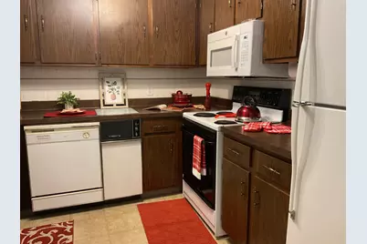 2929 Sunnyside Drive #127B, Rockford, IL 61114 - Photo 9