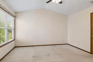 980 Sheridan Cir, Naperville, IL 60563 - Photo 11