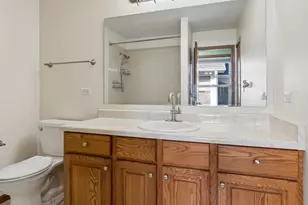 980 Sheridan Cir, Naperville, IL 60563 - Photo 17